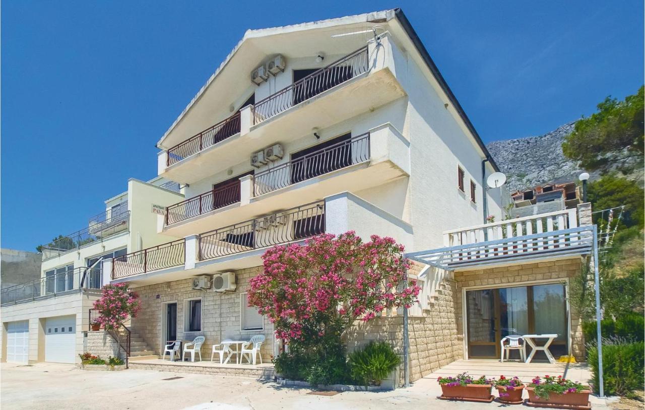 Cozy Apartment In Lokva Rogoznica With Wifi Luaran gambar